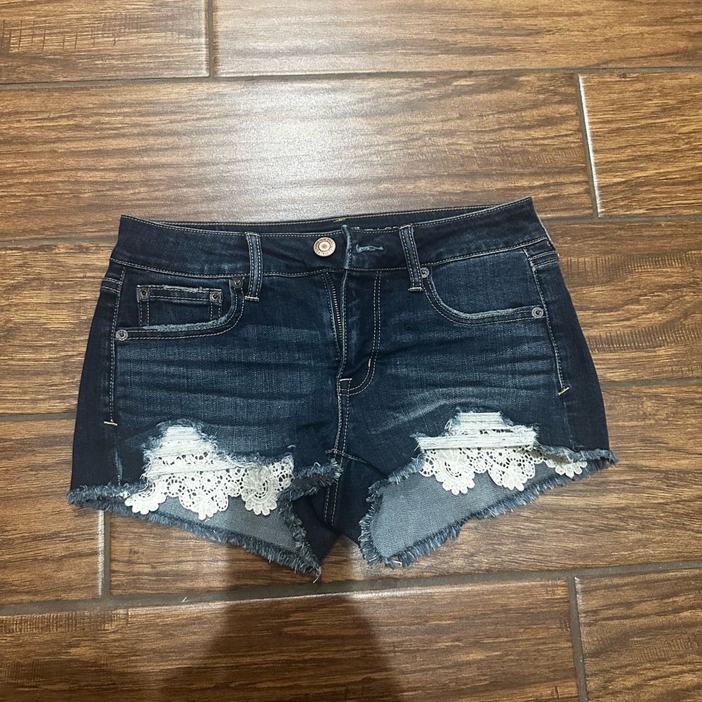 American eagle shorts size 4